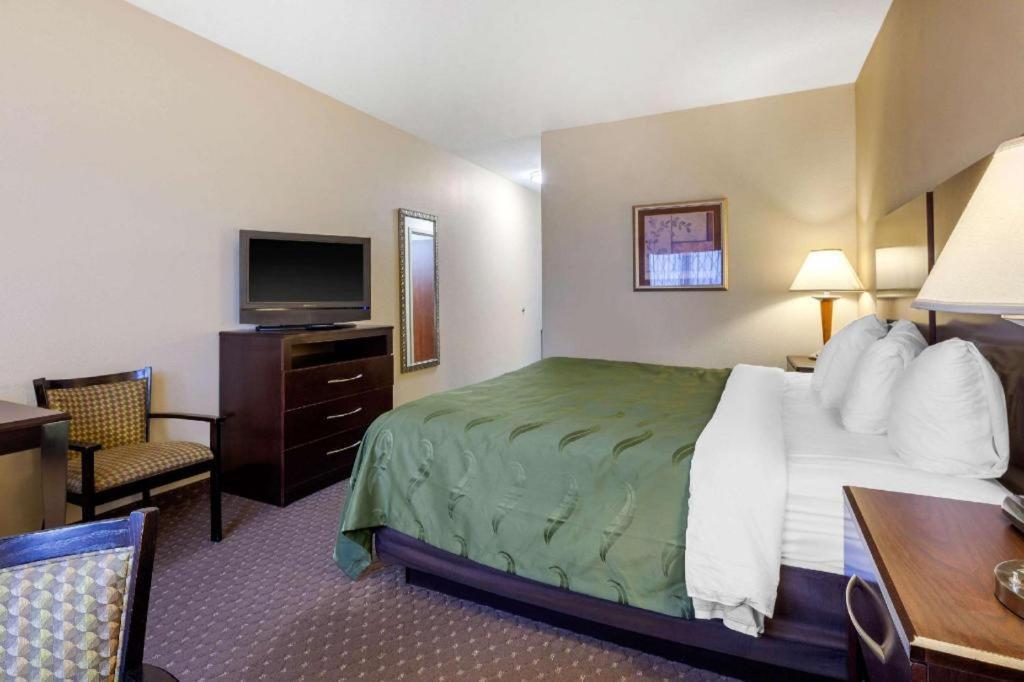 Quality Inn Smyrna Exterior photo