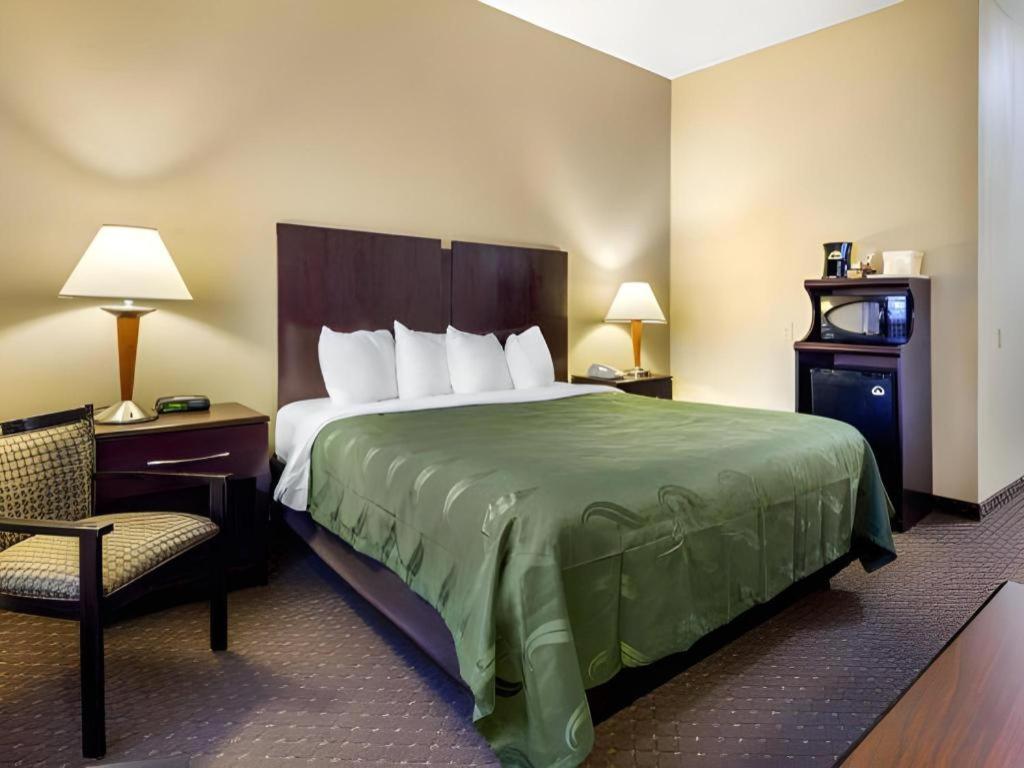 Quality Inn Smyrna Exterior photo