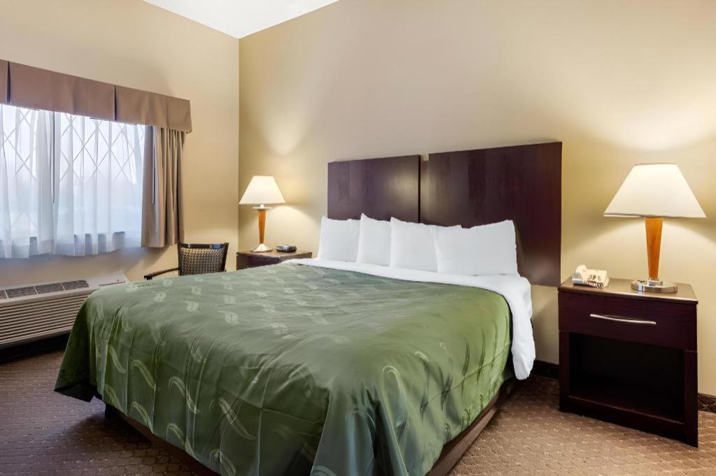 Quality Inn Smyrna Exterior photo