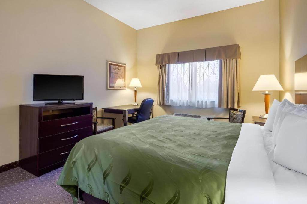 Quality Inn Smyrna Exterior photo