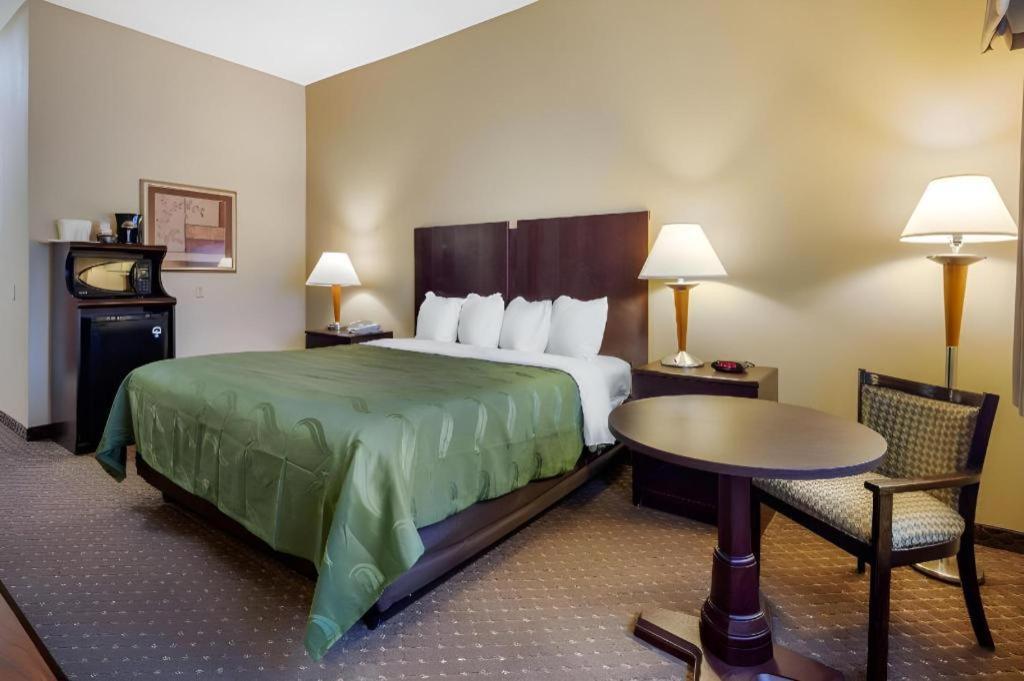 Quality Inn Smyrna Exterior photo