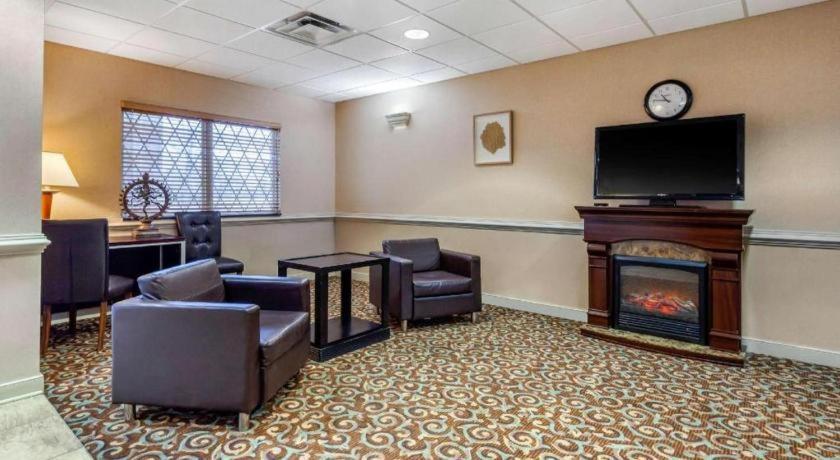 Quality Inn Smyrna Exterior photo