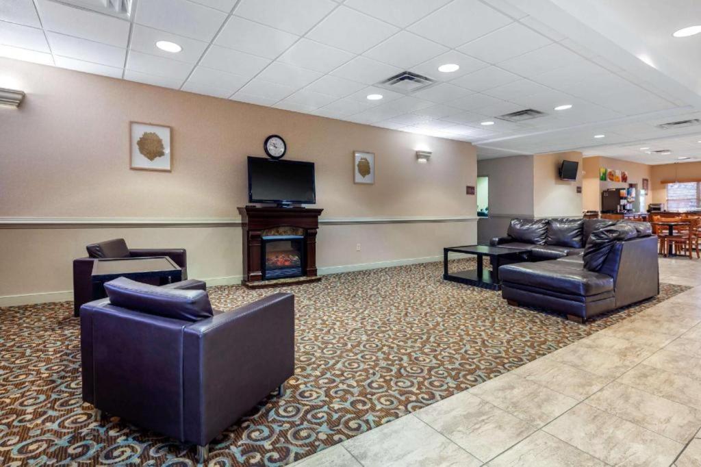 Quality Inn Smyrna Exterior photo